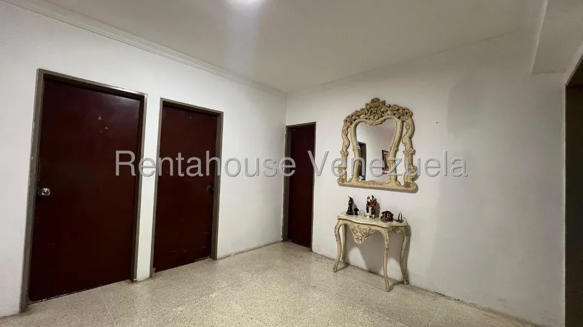 Amplio Y Cómodo Apartamento En VENTA En Av Bella Vista - 9