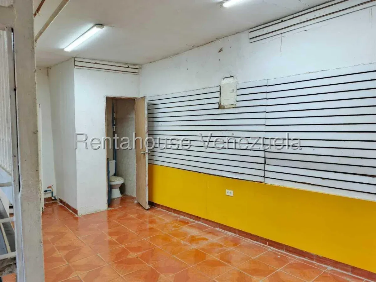 Local Comercial En ALQUILER En Sierra Maestra  - 11