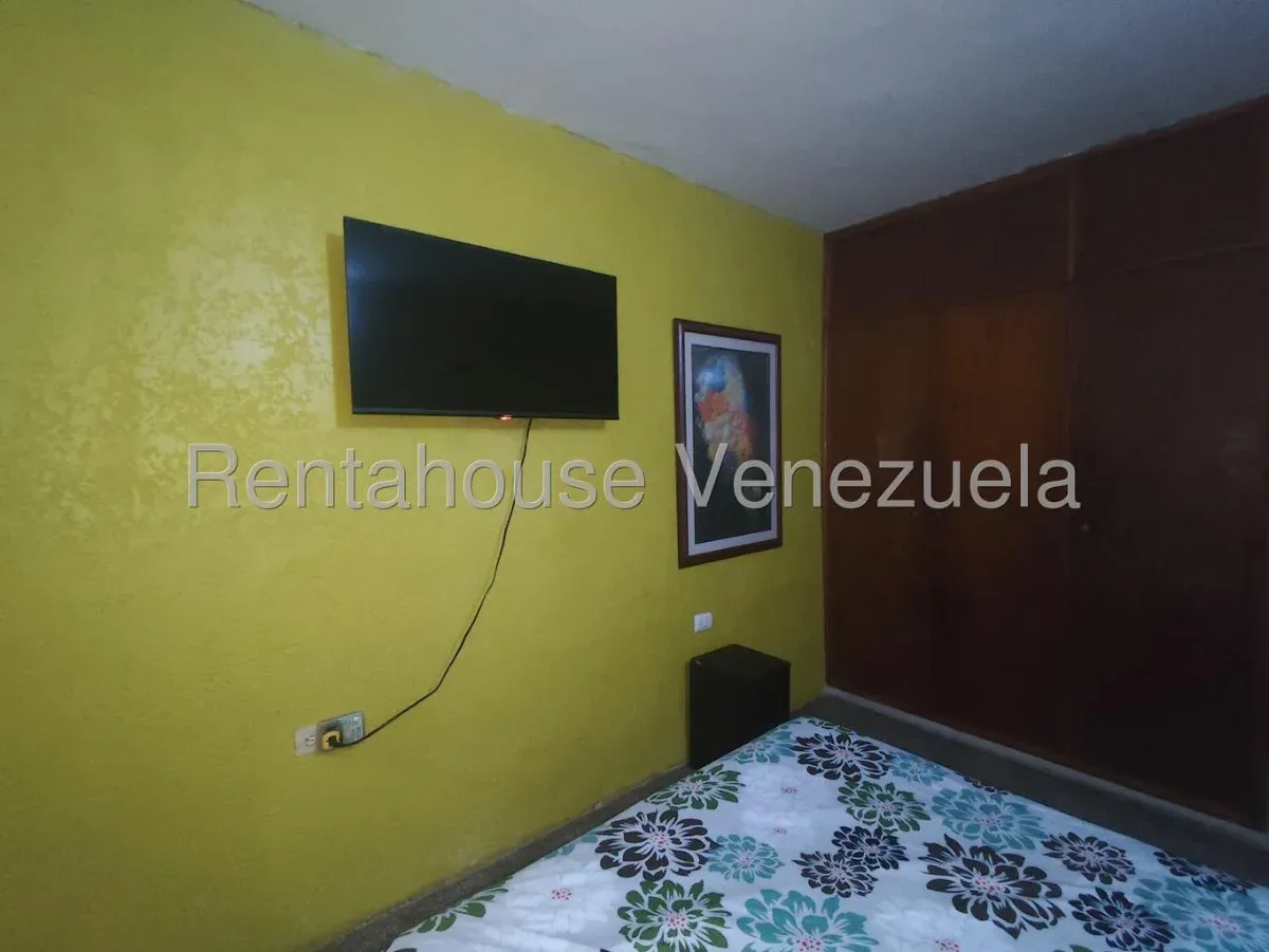 Cómodo Apartamento En Venta En Raul Leoni  - 15