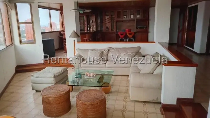 Apartamento Con Piscina y Planta Electrica En VENTA En Tierra Negra 