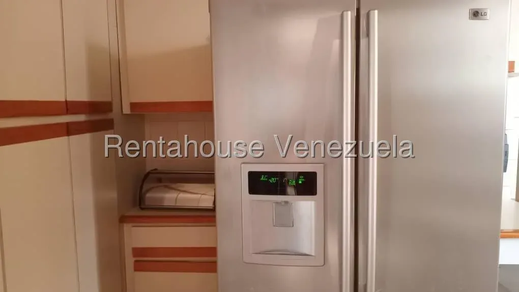 Apartamento Con Piscina y Planta Electrica En VENTA En Tierra Negra  - 12
