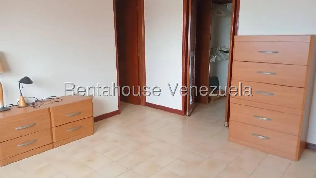 Apartamento Con Piscina y Planta Electrica En VENTA En Tierra Negra  - 15