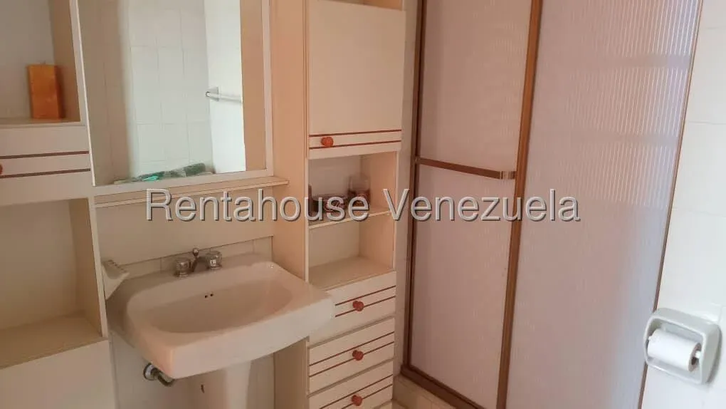 Apartamento Con Piscina y Planta Electrica En VENTA En Tierra Negra  - 18
