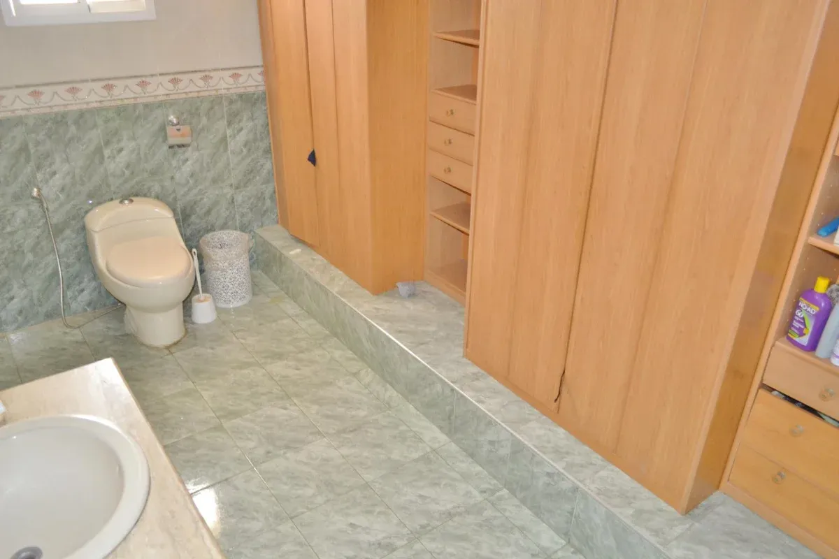 Bella Casa De 2 Palntas En Venta En Monte Claro  - 11