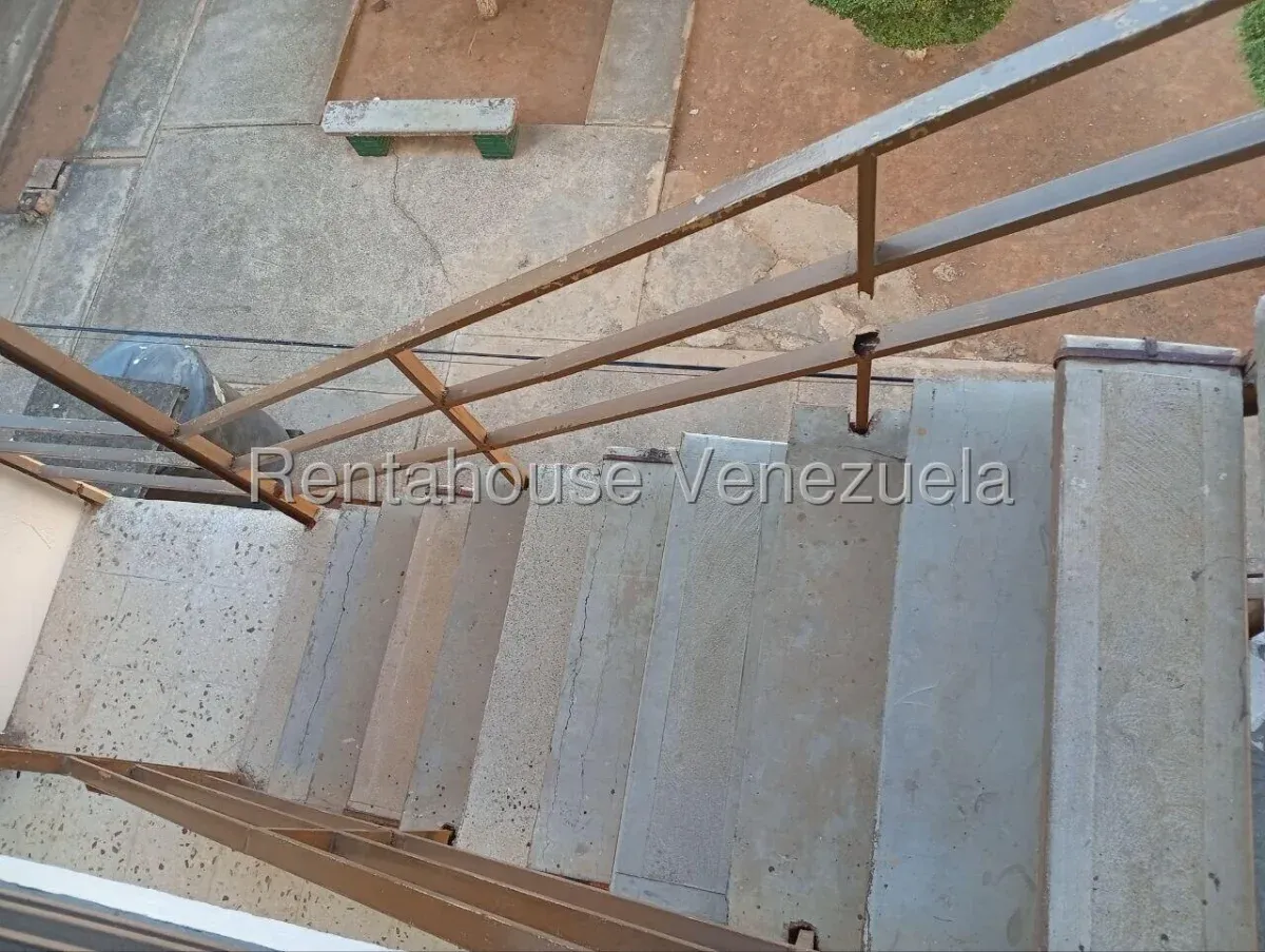 Apartamento En Venta En Raul Leoni  - 3