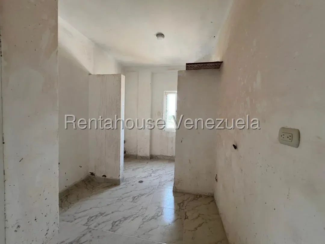 Cómodo Apartamento En Semi Gris En VENTA En La Rotaria  - 6