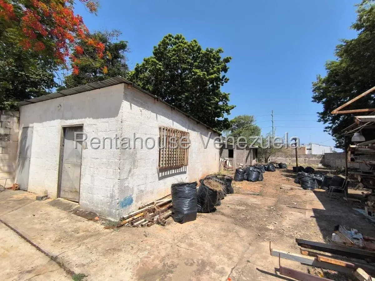 Amplia Casa De 2 Niveles En Venta En Cumbres De Maracaibo  - 20