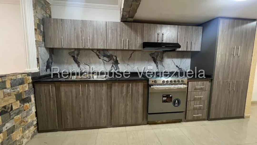 Hermoso Townhouse En Venta En Circunvalación N° 2 - 7