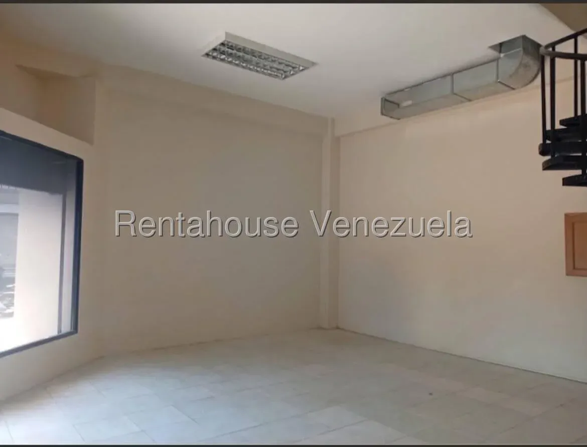 Local Comercial En Alquiler En El Sector Padilla  - 16