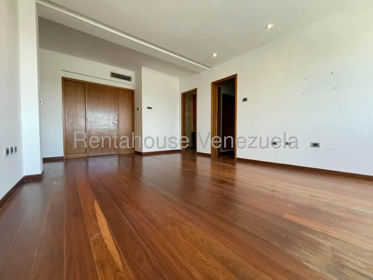 Exclusivo Penthouse De 2 Niveles En VENTA En El Sector Tierra Negra - 10