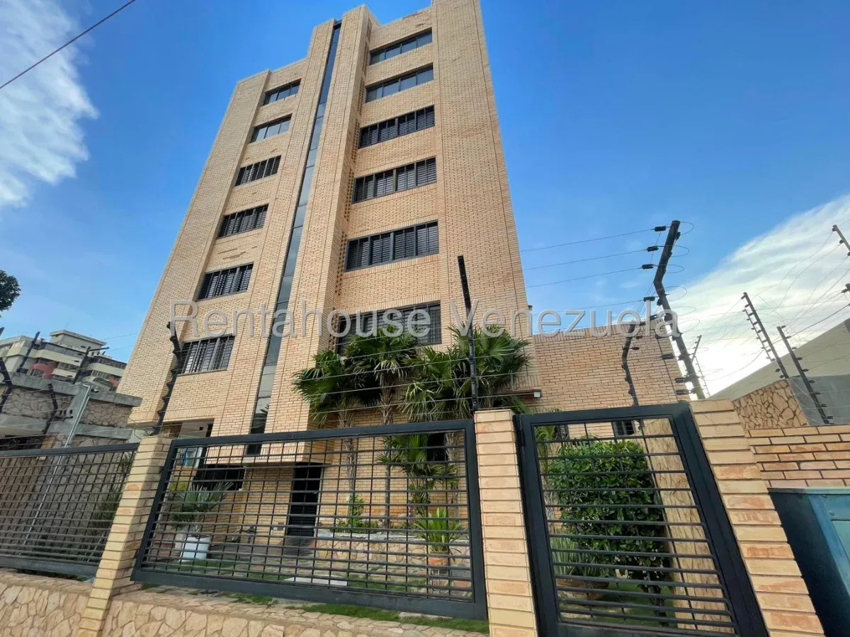 Exclusivo Penthouse De 2 Niveles En VENTA En El Sector Tierra Negra - 16