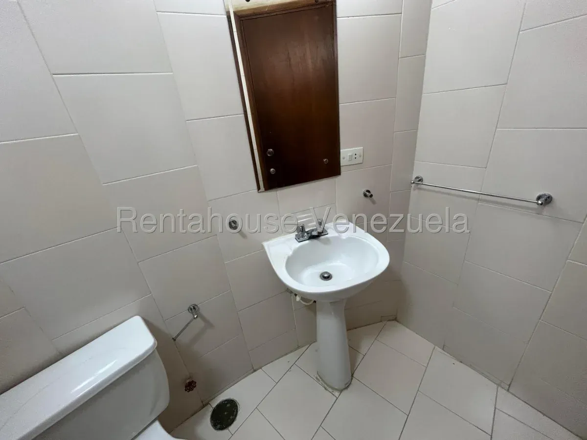 Apartamento Con Pozo Y Planta Eléctrica En Alquiler, Sector Tierra Negra  - 7