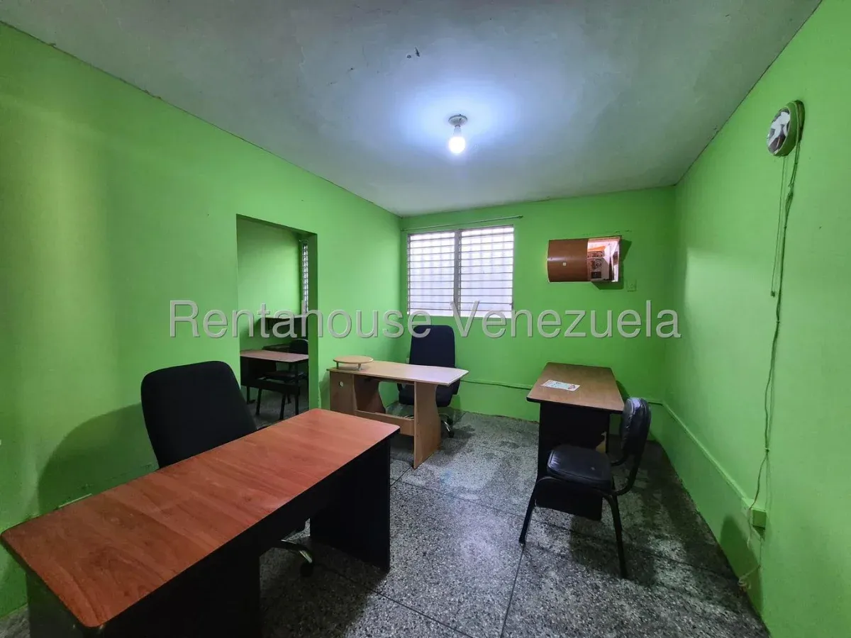 Galpón Comercial En Alquiler En Las Mercedes - 5