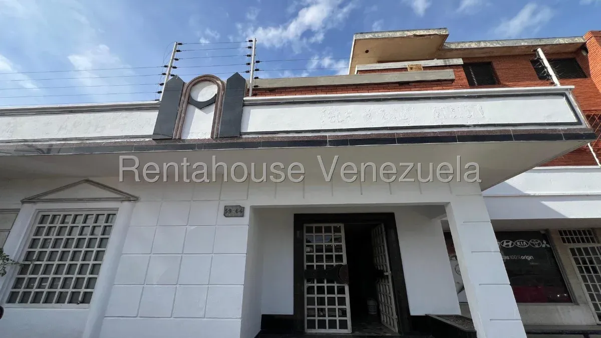 Edificio En Venta En La Limpia  - 16