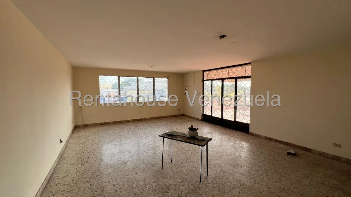 Edificio En Venta En La Limpia  - 17