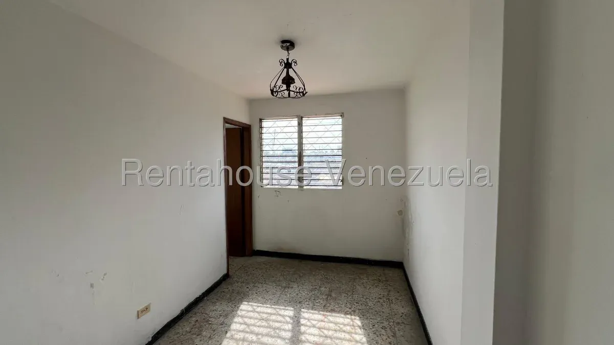 Edificio En Venta En La Limpia  - 18