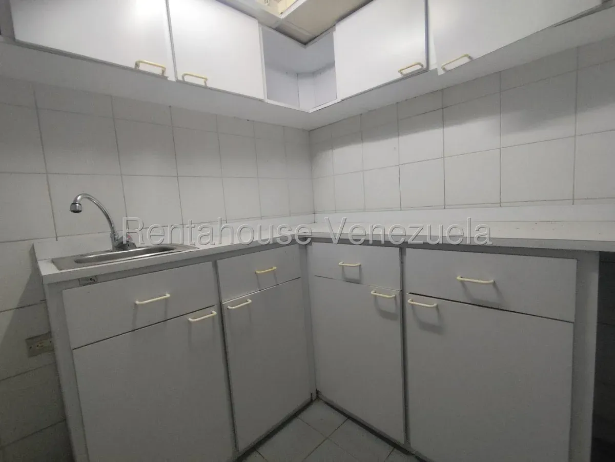 Amplio Local Comercial En Venta En Dr. Portillo - 15