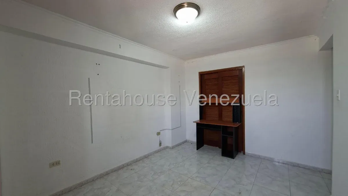 Apartamento En Alquiler En Las Delicias  - 3