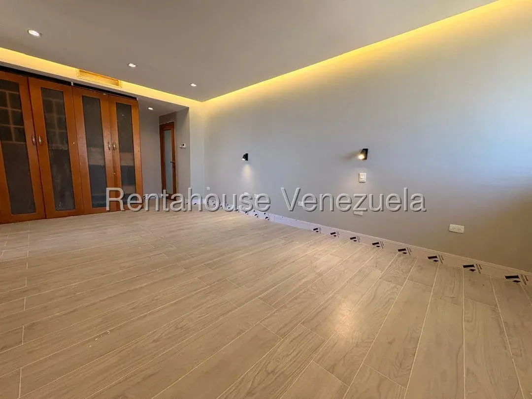Apartamento En Venta En La Av El Milagro  - 14