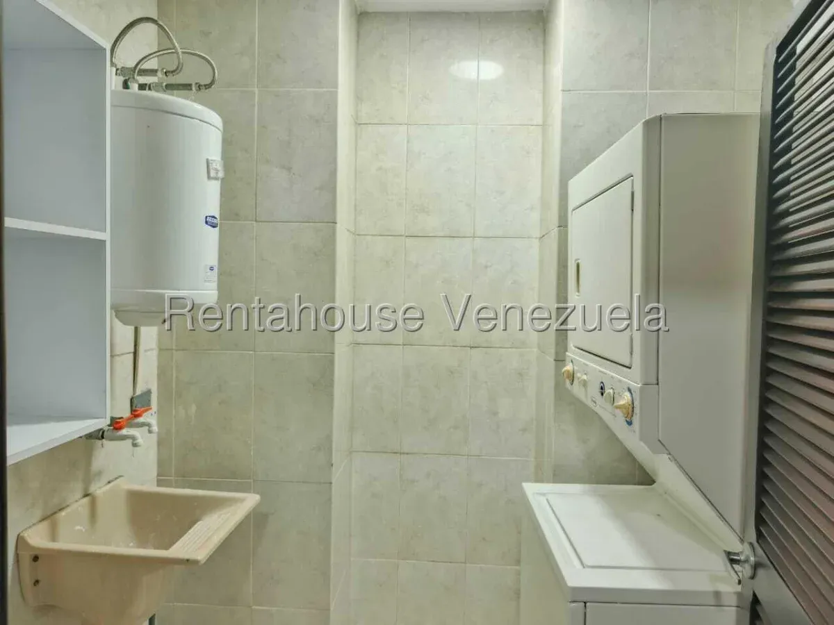 Apartamento Amoblado En Alquiler En La Lago  - 9