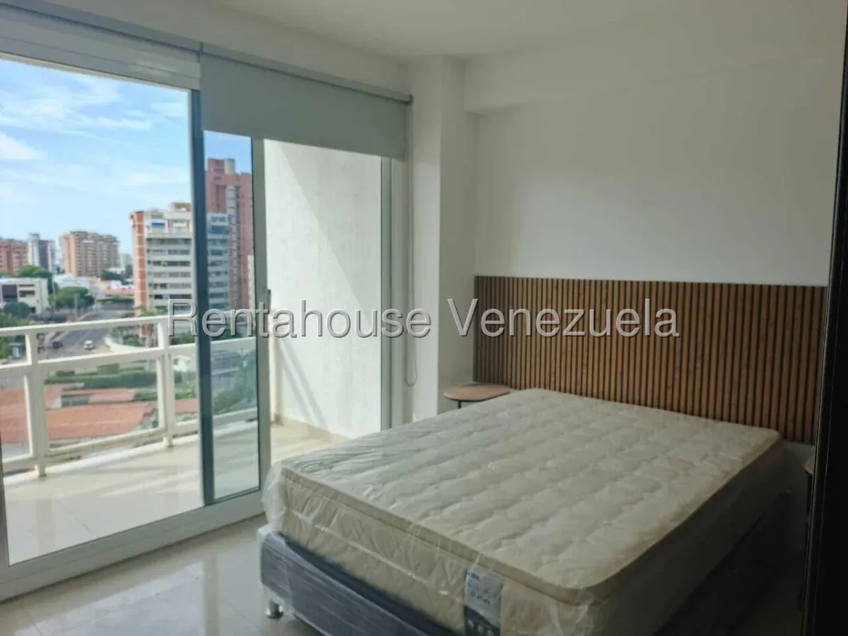 Apartamento Amoblado En Alquiler En La Lago  - 12