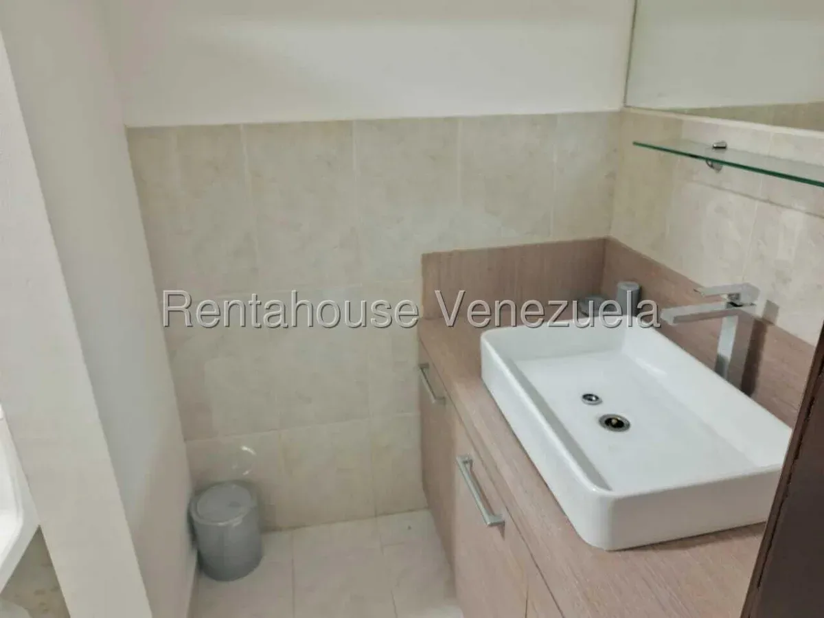 Apartamento Amoblado En Alquiler En La Lago  - 16