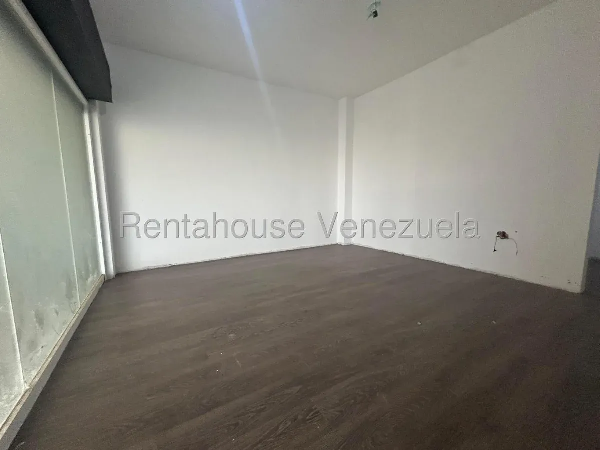 Local Comercial En ALQUILER En La Av Milagro Norte  - 5