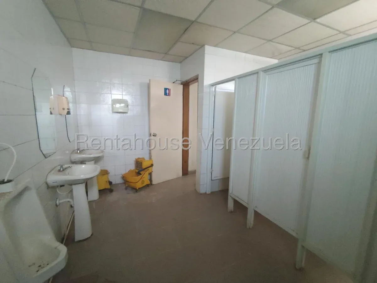 Amplio Local Comercial En VENTA En Circunvalación N° 2 - 9