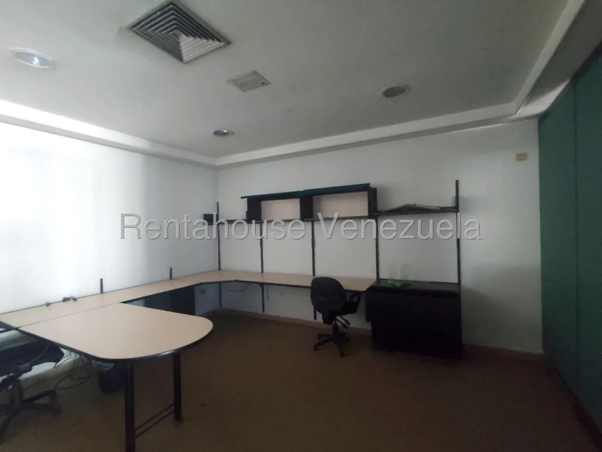 Amplio Local Comercial En VENTA En Circunvalación N° 2 - 15