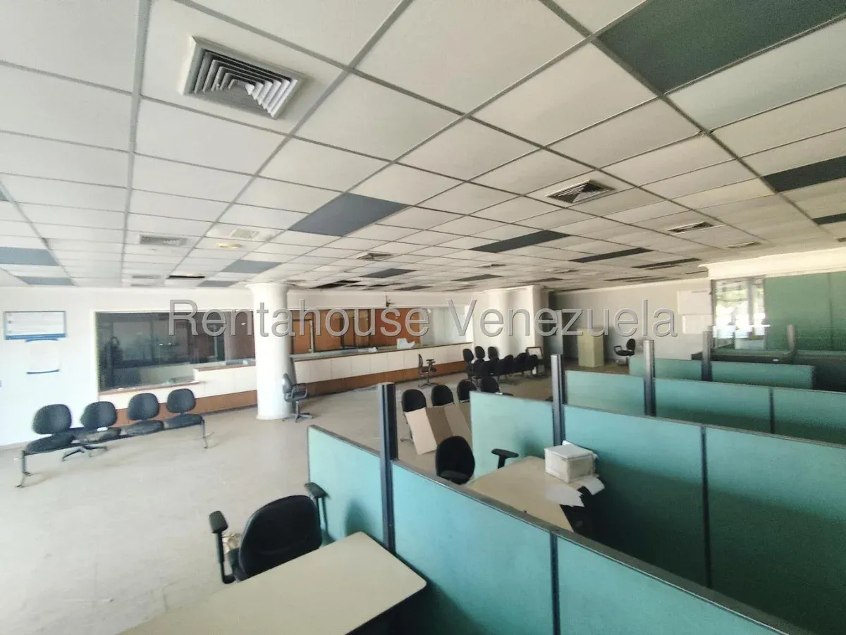 Amplio Local Comercial En VENTA En Circunvalación N° 2 - 17