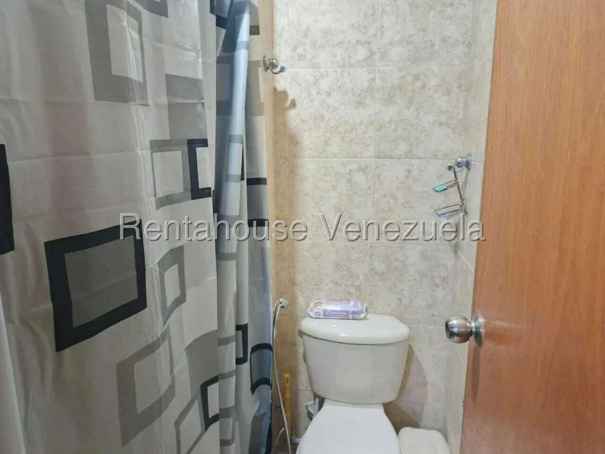 Apartamento En Venta En La Av El Milagro  - 13