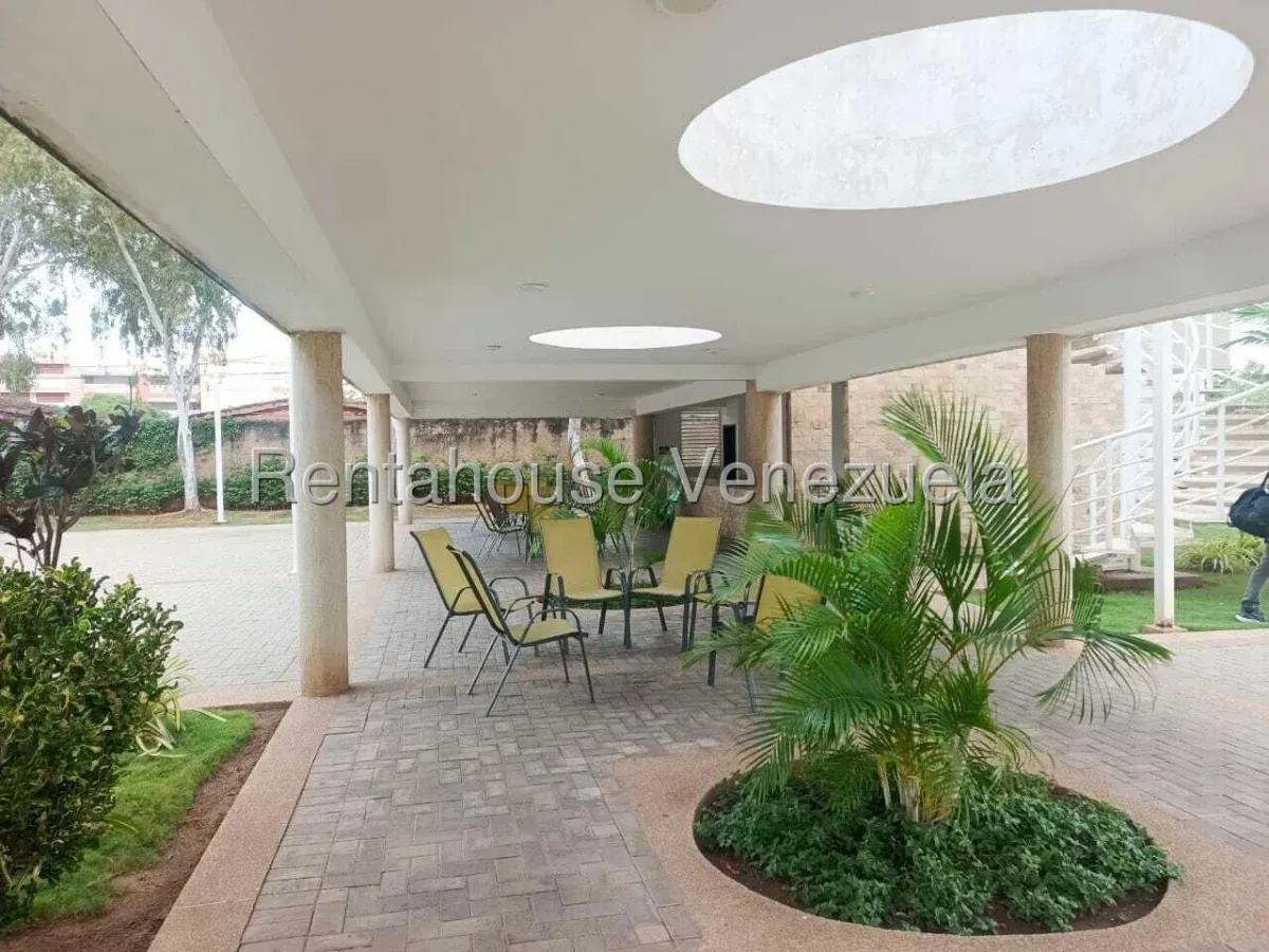 Apartamento En Venta En La Av El Milagro  - 19