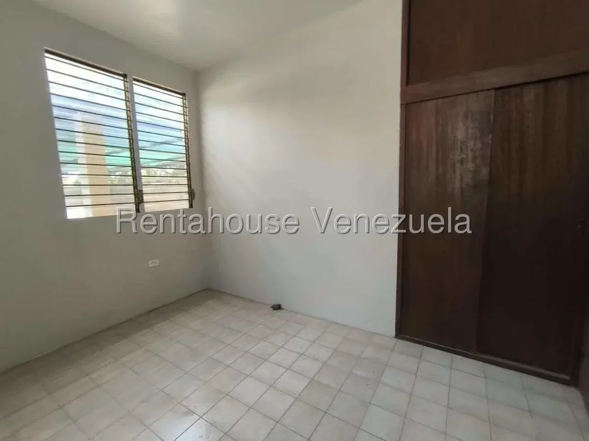 Casa Comercial En Alquiler En Sierra Maestra  - 4