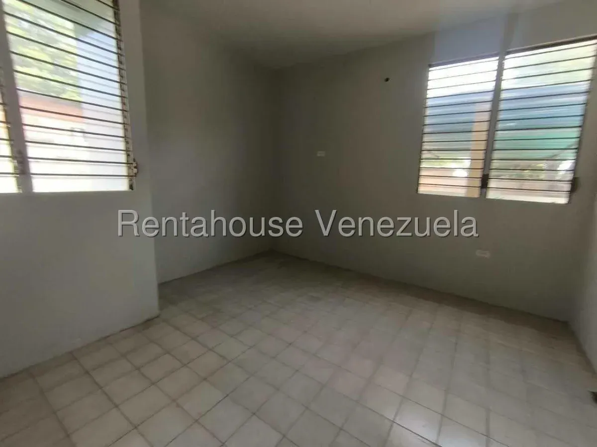 Casa Comercial En Alquiler En Sierra Maestra  - 5