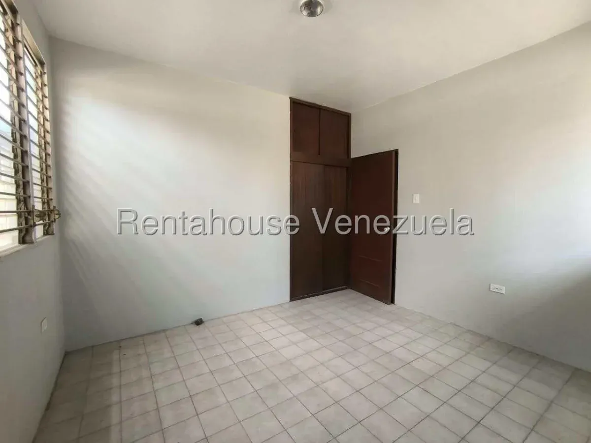 Casa Comercial En Alquiler En Sierra Maestra  - 10