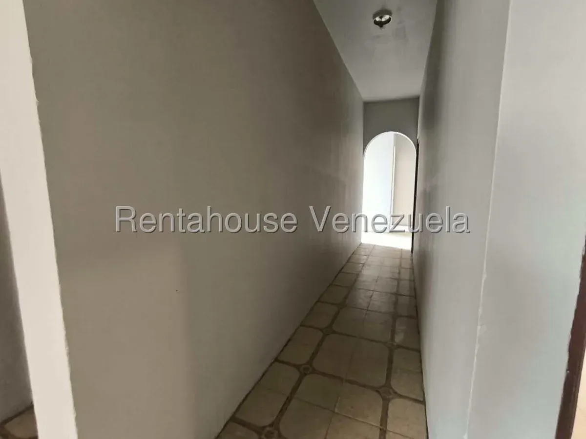 Casa Comercial En Alquiler En Sierra Maestra  - 11