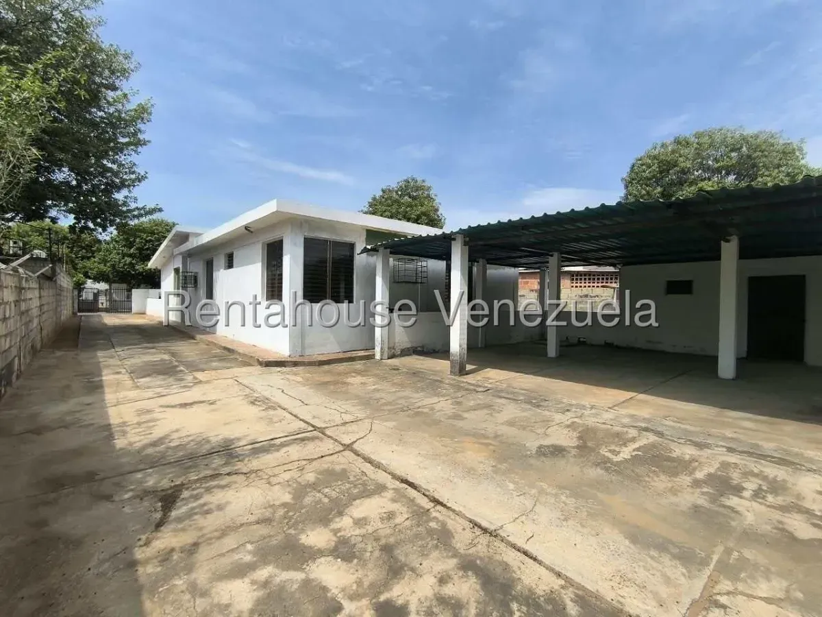 Casa Comercial En Alquiler En Sierra Maestra  - 20