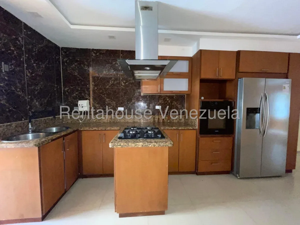 Townhouse En Venta En Zona Sur - 12