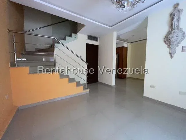 Townhouse En Venta En Zona Sur - 17