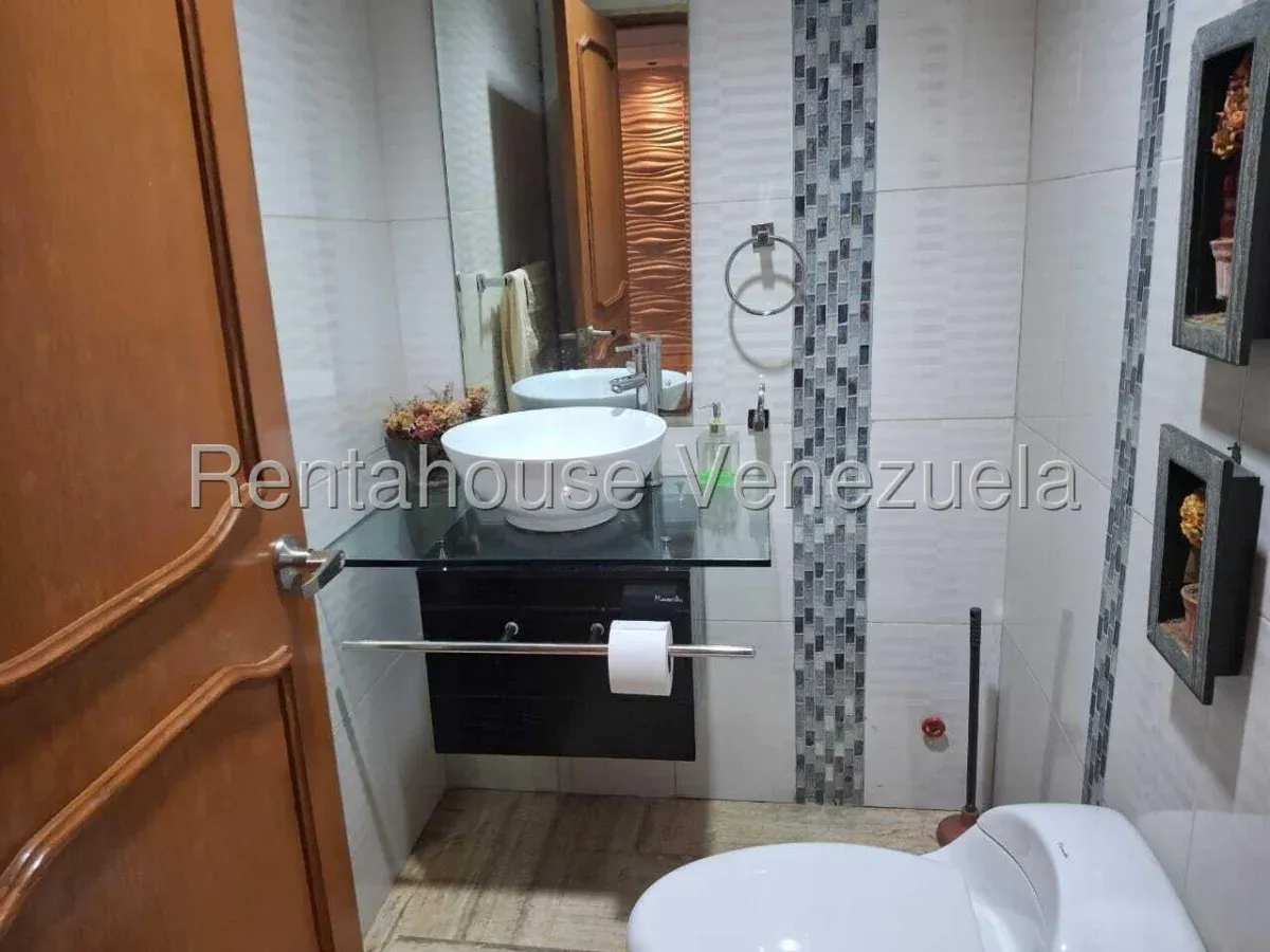 Hermoso Townhouse En Venta En Lago Mar Beach - 16