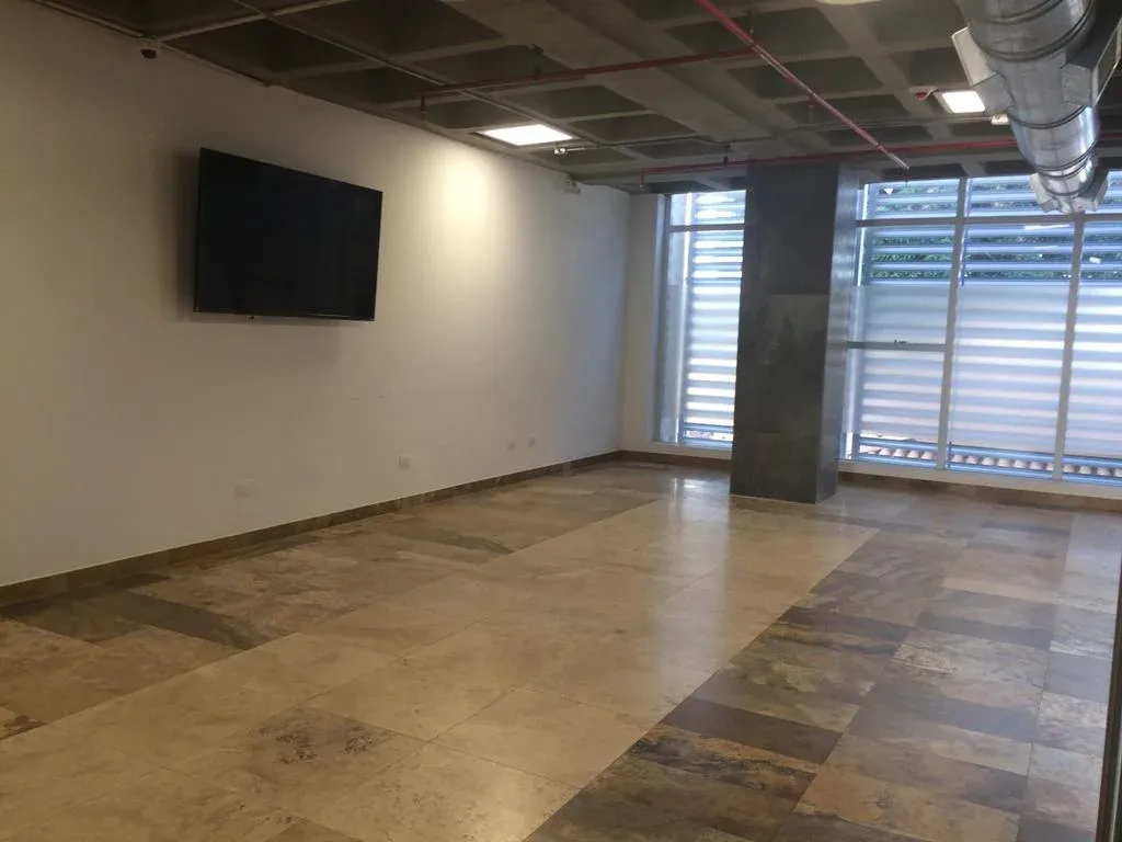 Oficina En Venta En Torre Empresarial  - 4