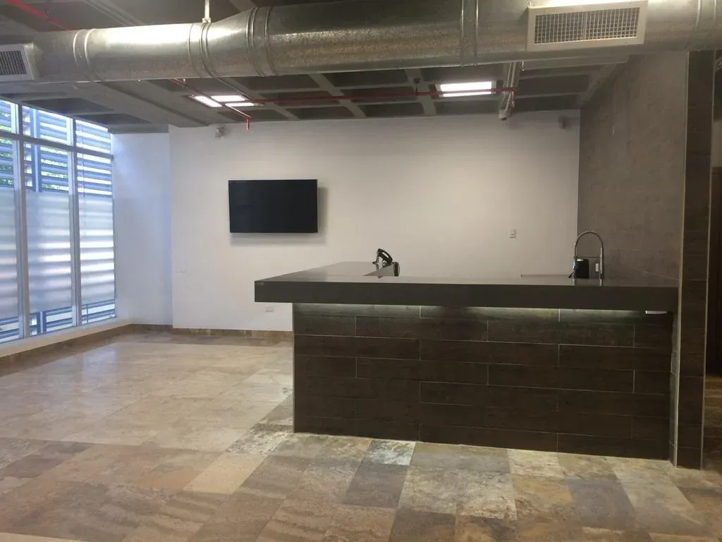 Oficina En Venta En Torre Empresarial  - 18