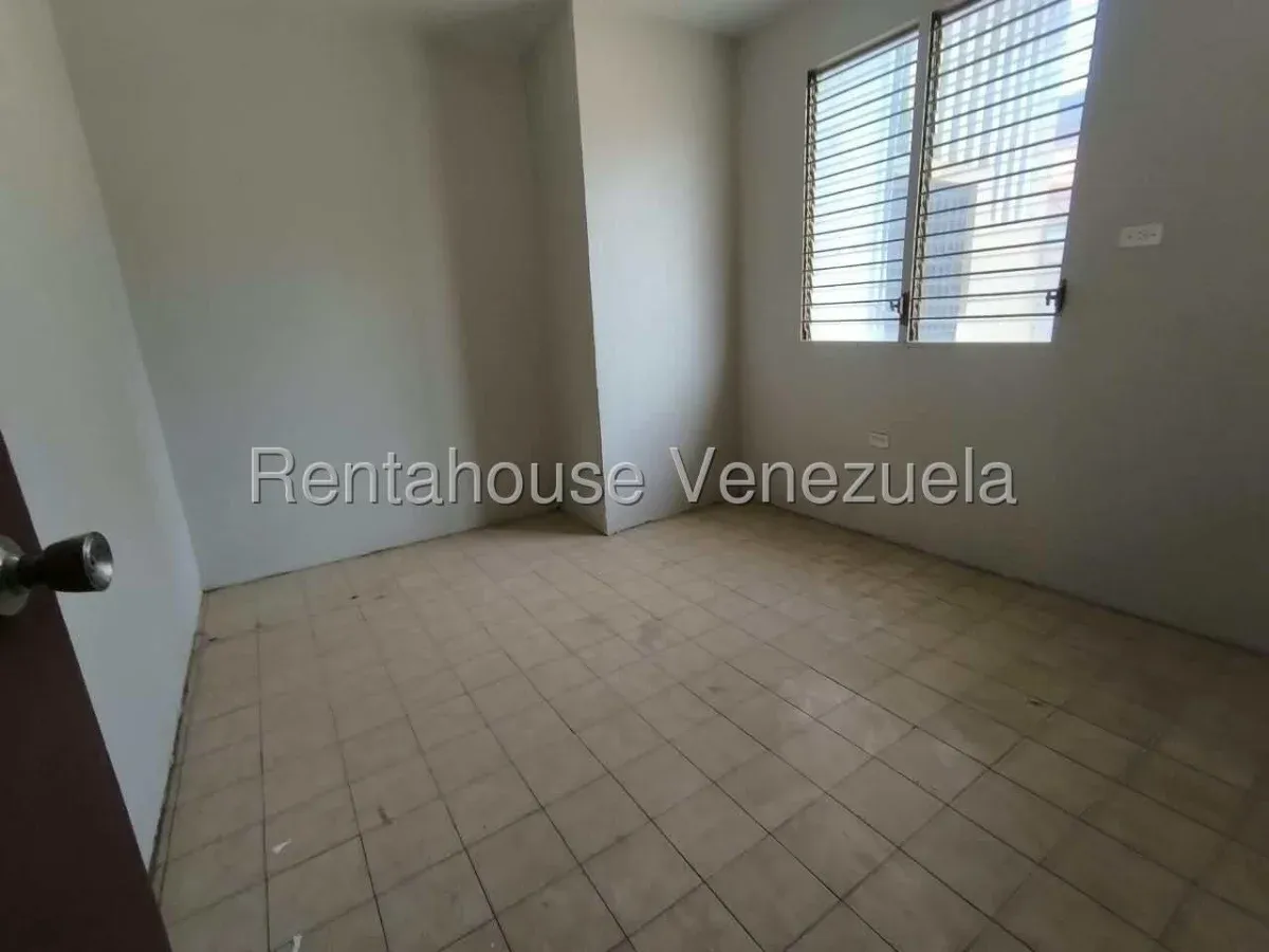 Casa Comercial En Alquiler En Zona Sur  - 4