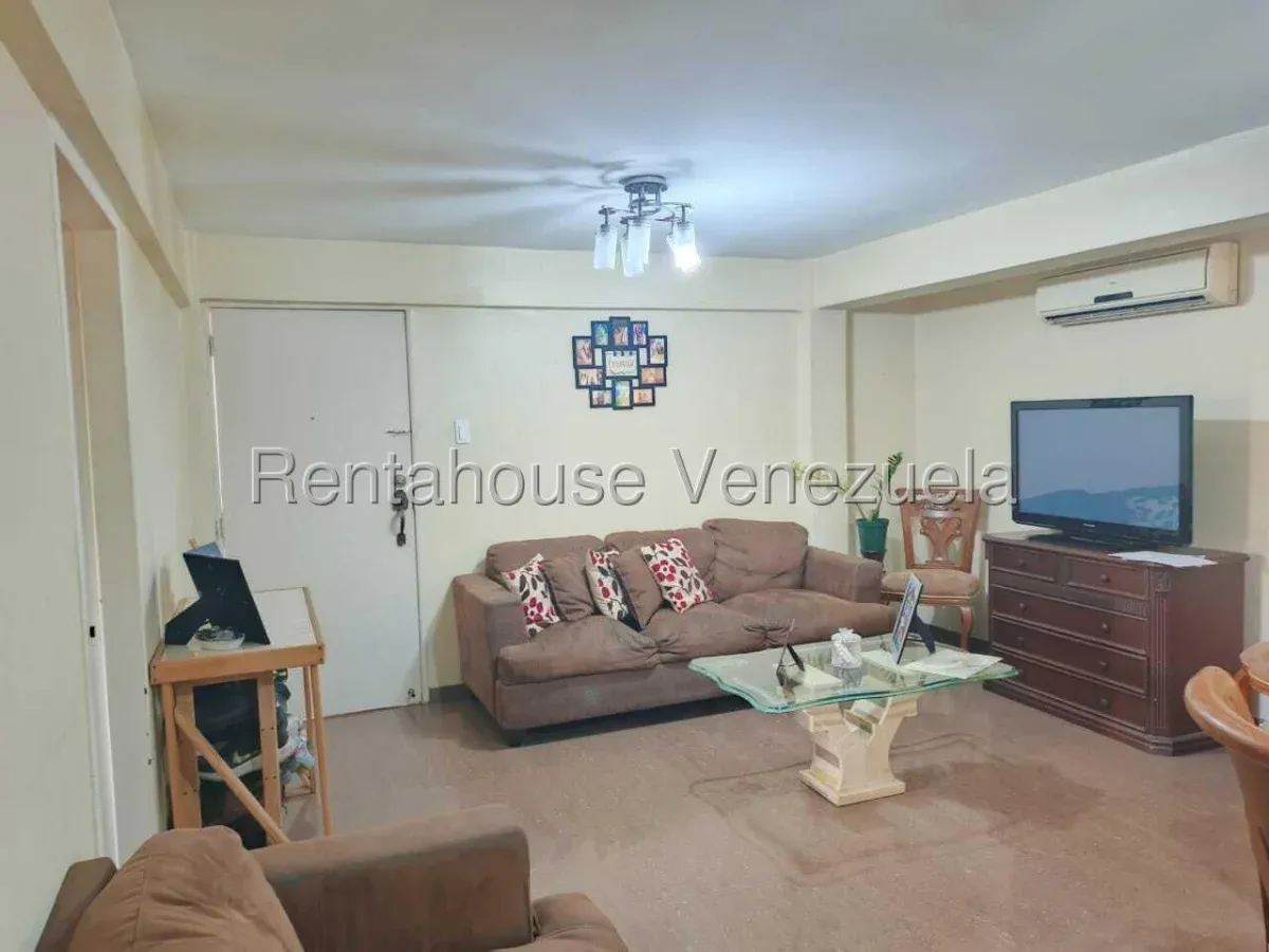 Apartamento En Venta En La Av Goajira  - 4
