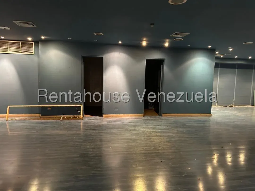 Local Comercial En Venta En La Av Bella Vista - 15