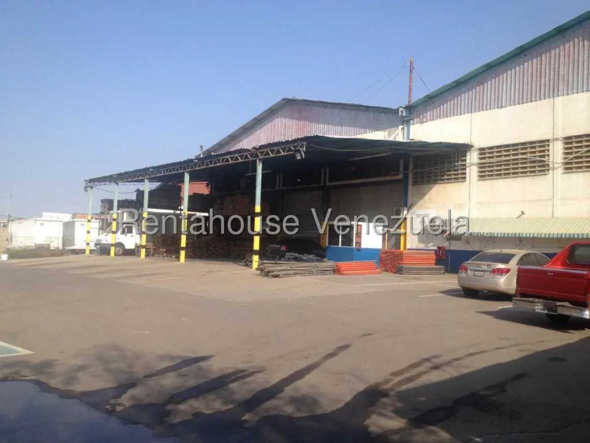 Galpón Comercial En Alquiler En La Zona Industrial Sur  - 8