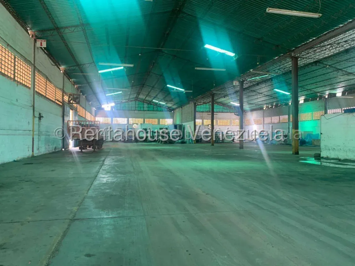 Galpón Comercial En Alquiler En La Zona Industrial Sur  - 15
