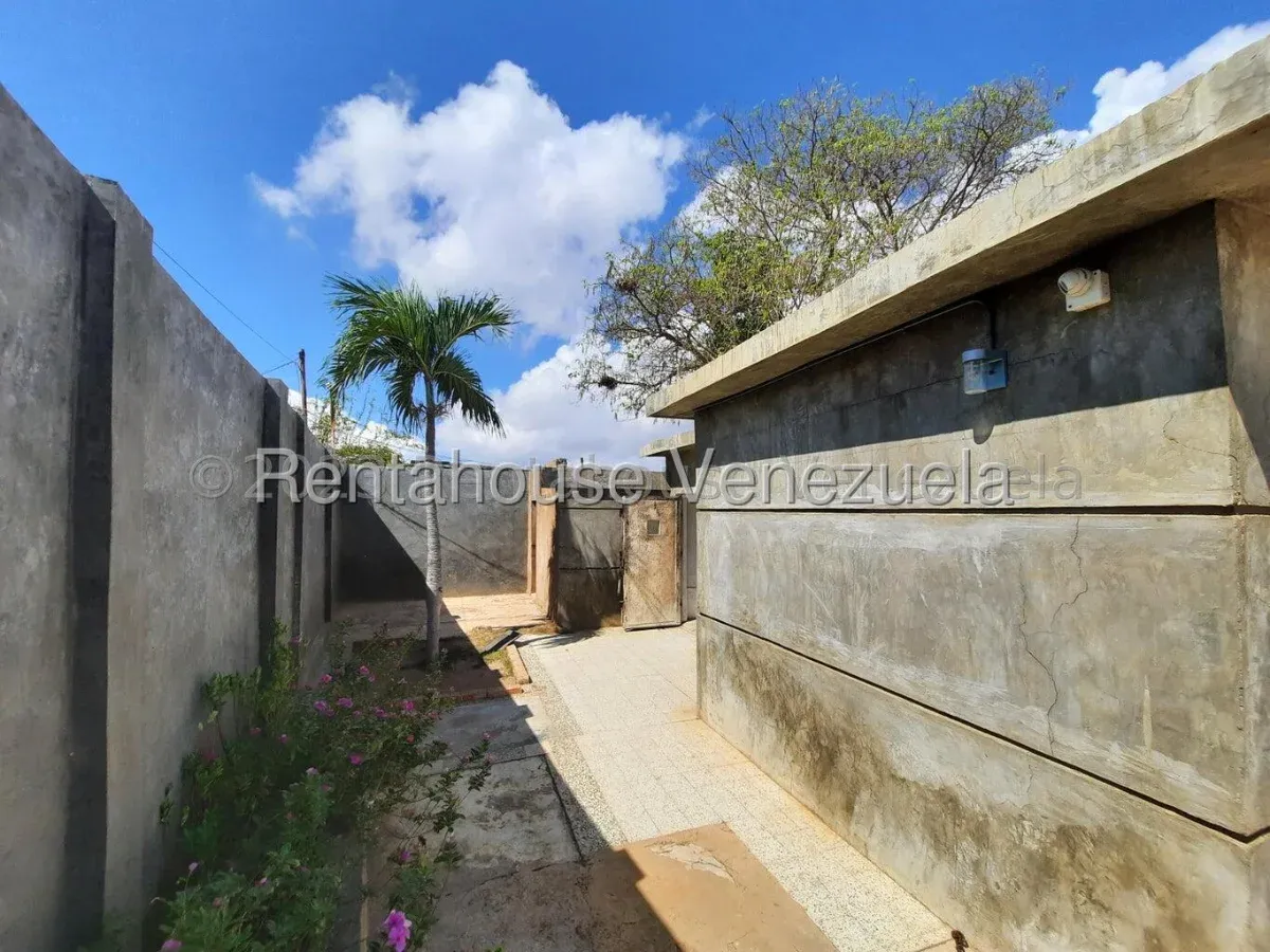 Galpón En Venta En La Av Milagro Norte  - 8