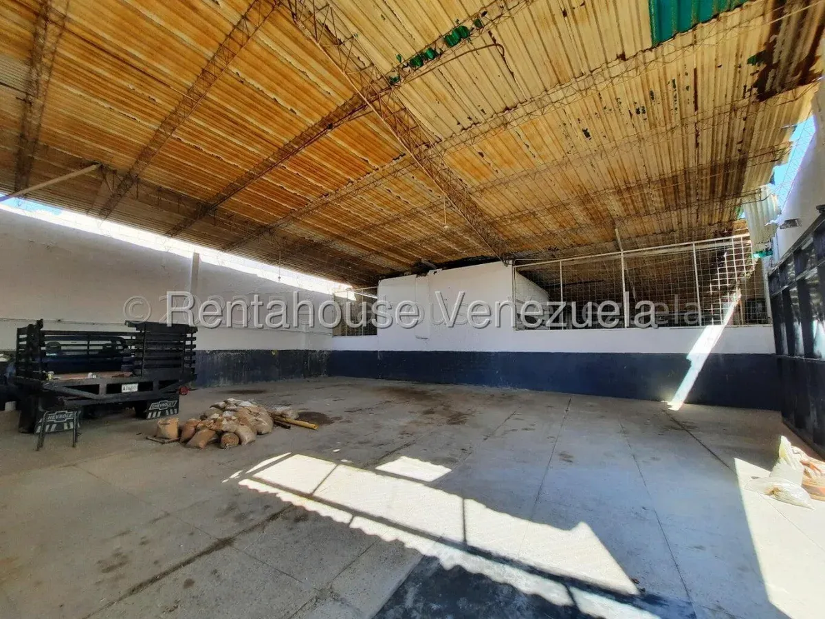 Galpón En Venta En La Av Milagro Norte  - 10