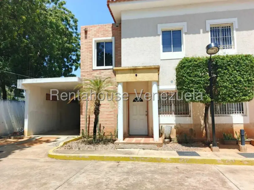 Townhouse En Venta En Canchancha 